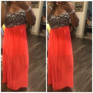 Cute maxi dress 💕